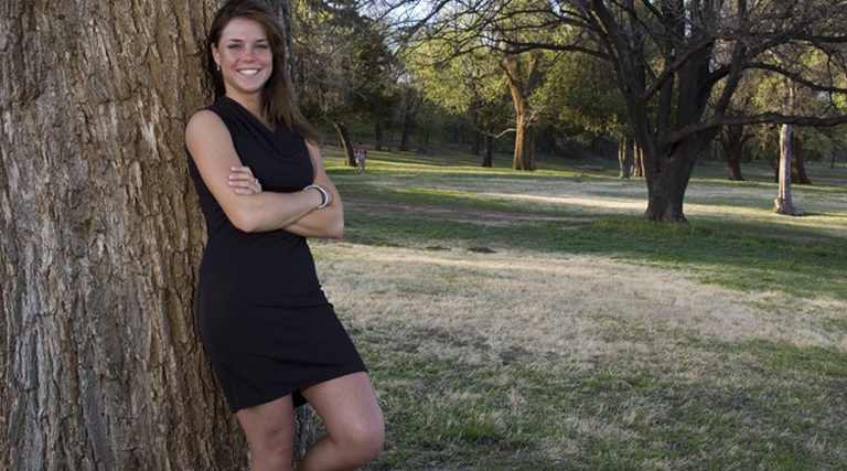 look incrível com vestido preto