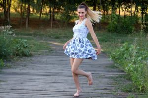 Como encontrar o vestido curto ideal para o seu corpo