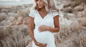 Vestido para Gestante: Como Escolher Modelos Confortáveis em Cada Fase