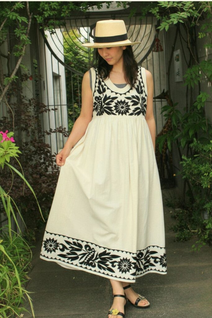 Vestido com bordado feminino romântico e sofisticado